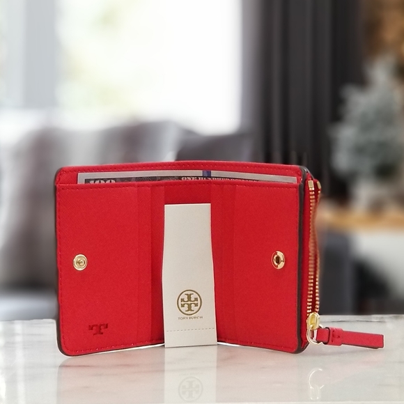🚫SOLD🚫 NEW! Tory Burch Robinson Mini Wallet Red - Picture 3 of 6